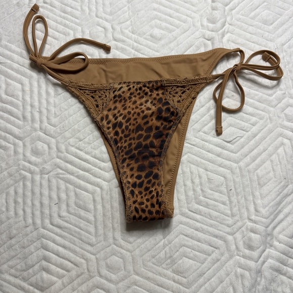 American Eagle Outfitters Tan Crochet Bikini - Picture 4 of 5
